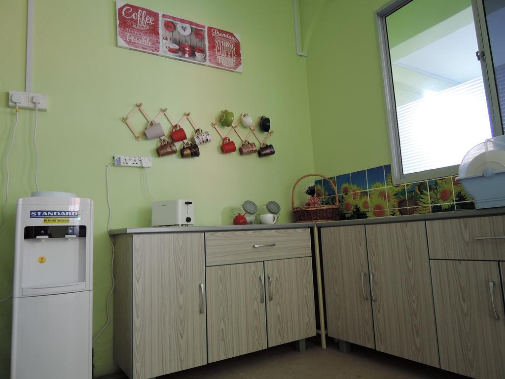 The Pillohouzzze Hotel Malacca Eksteriør billede