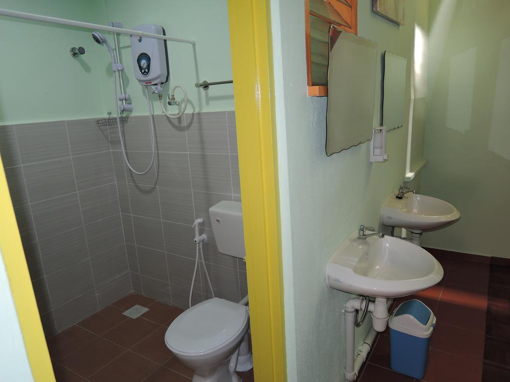 The Pillohouzzze Hotel Malacca Eksteriør billede