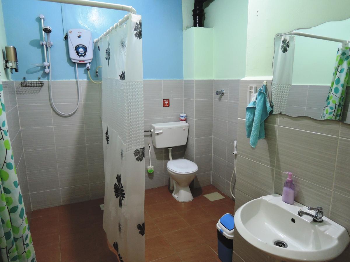 The Pillohouzzze Hotel Malacca Eksteriør billede